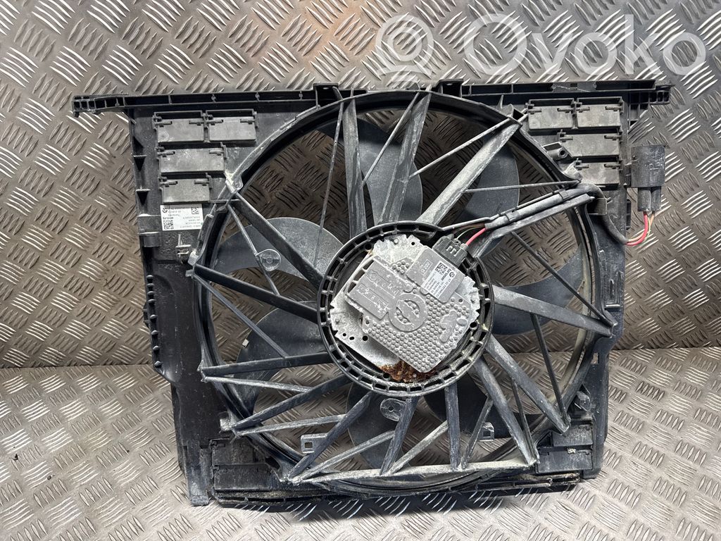 BMW 5 F10 F11 Ventilatore di raffreddamento elettrico del radiatore 