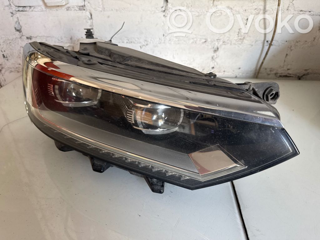 Volkswagen PASSAT B8 Far 