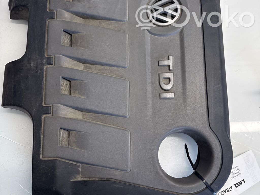Volkswagen PASSAT B7 Capac protecție motor 
