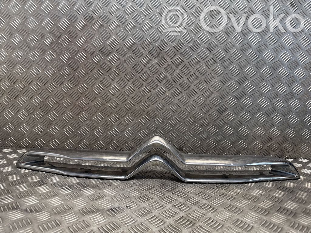Citroen DS5 Grille calandre supérieure de pare-chocs avant