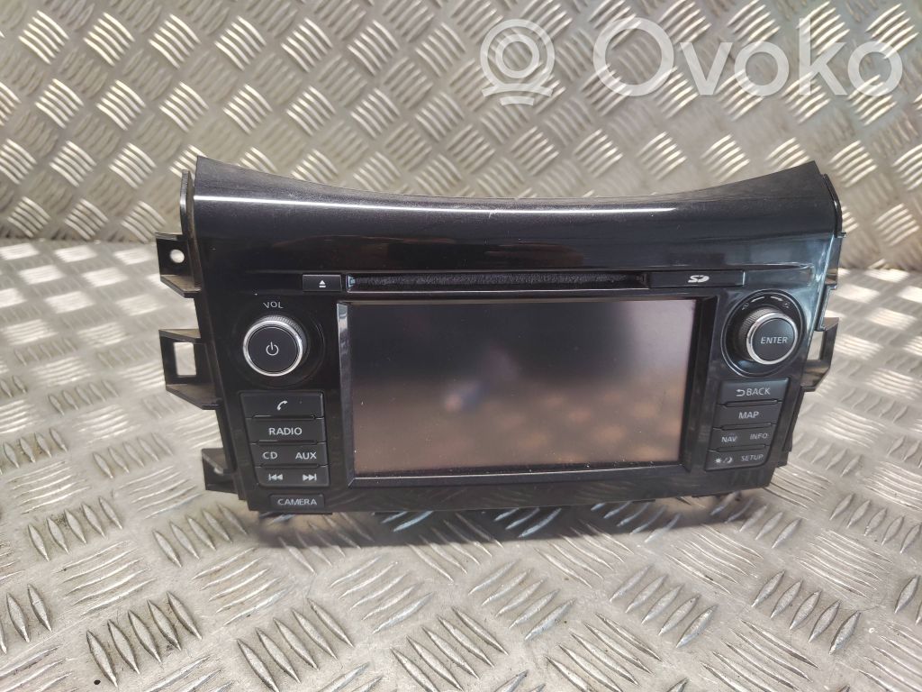 Nissan Navara D23 Panel / Radioodtwarzacz CD/DVD/GPS
