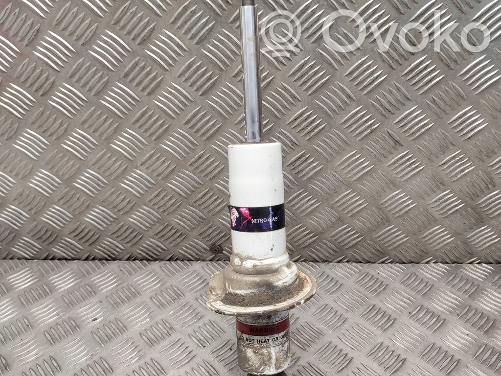 Nissan Navara D23 Front shock absorber/damper 