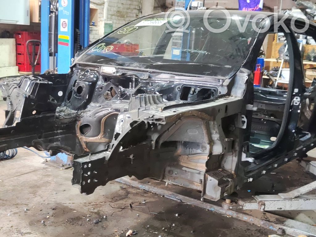 Mercedes-Benz E W213 Priekšējā ceturtdaļa mašīnas