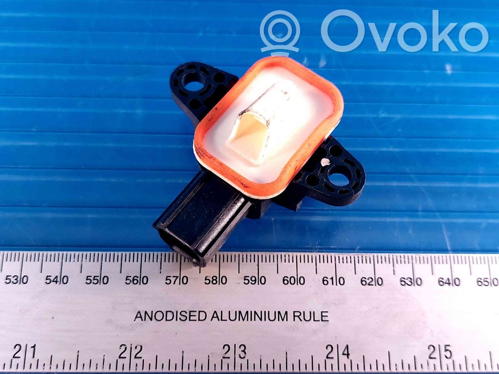 Ford Mondeo MK V Airbagsensor Crashsensor Drucksensor 