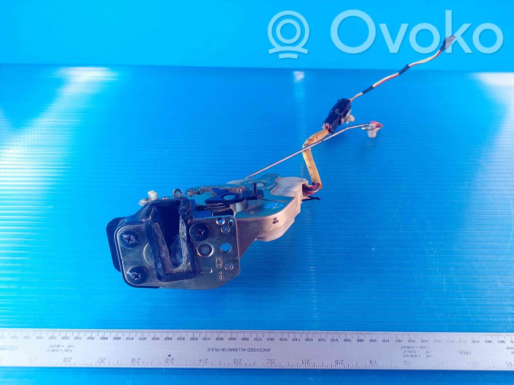 KIA Sorento Etuoven lukko 
