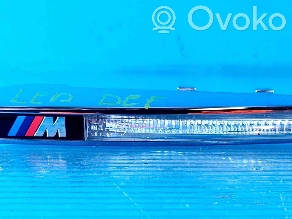 Front fender indicator light   7207173