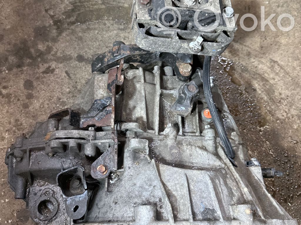 Manualna 6-biegowa skrzynia biegów   8200786850,3281158,C085912,AIS19CU3FE,FF6056