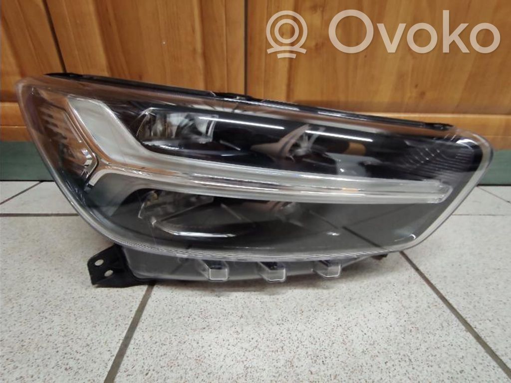 Volvo XC40 Scheinwerfer 