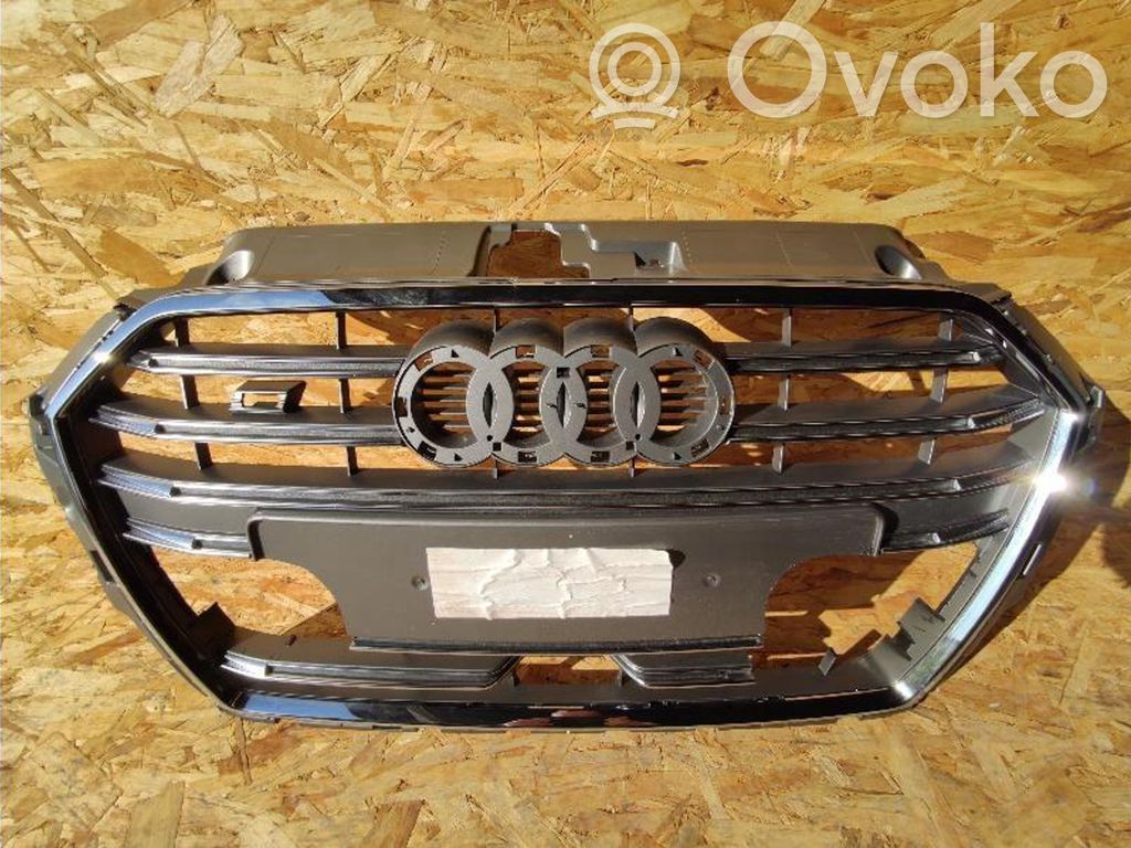 Audi A3 S3 8L Etusäleikkö 