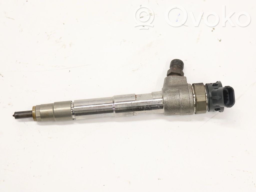 Mercedes-Benz B W247 Inyector de combustible 