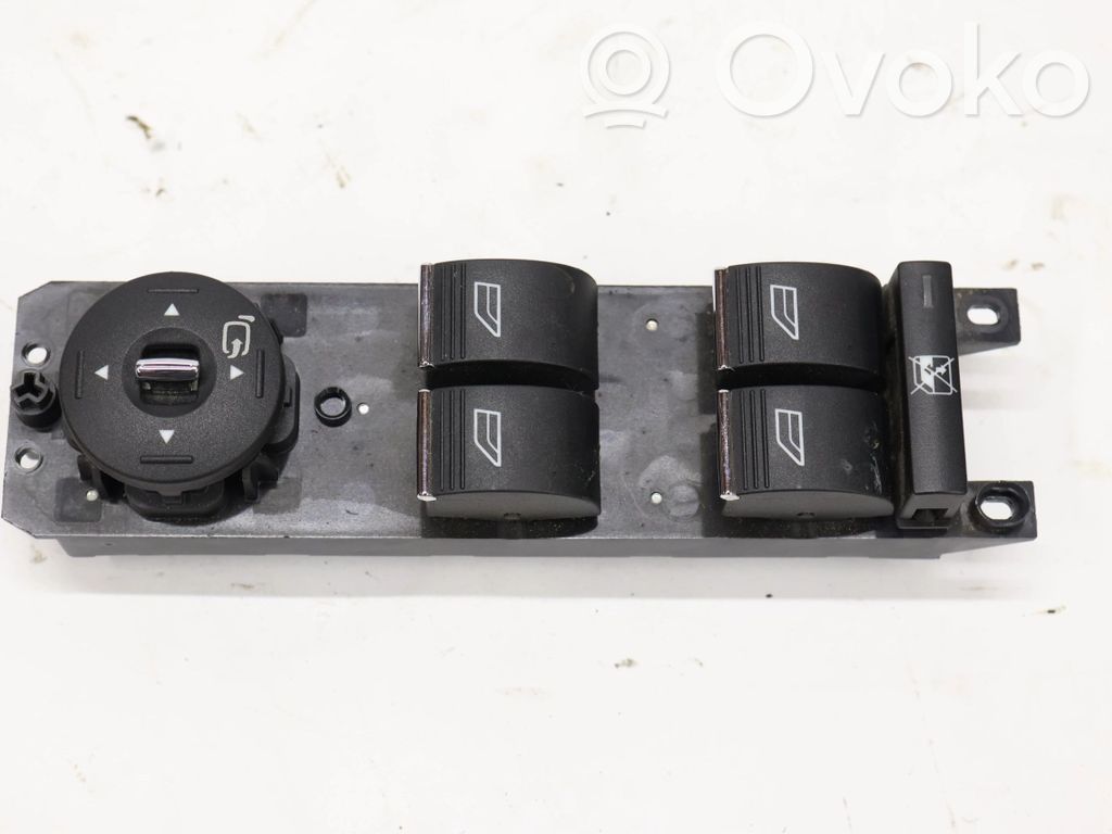 Ford Fiesta Sonstige Schalter / Griffe / Umschalter 