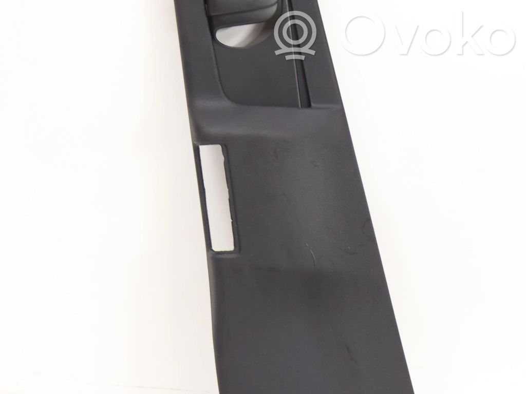 Volvo XC60 Otras molduras del borde/pilar 