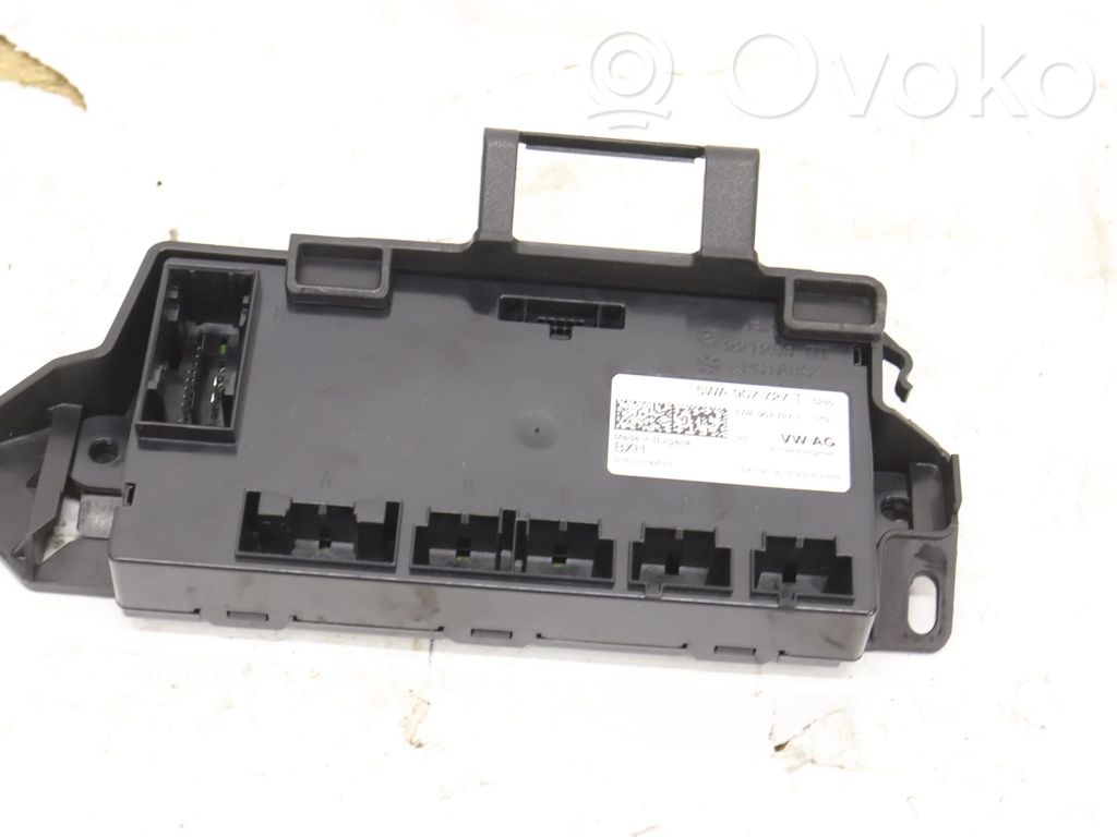 Volkswagen Golf VIII Other control units/modules 