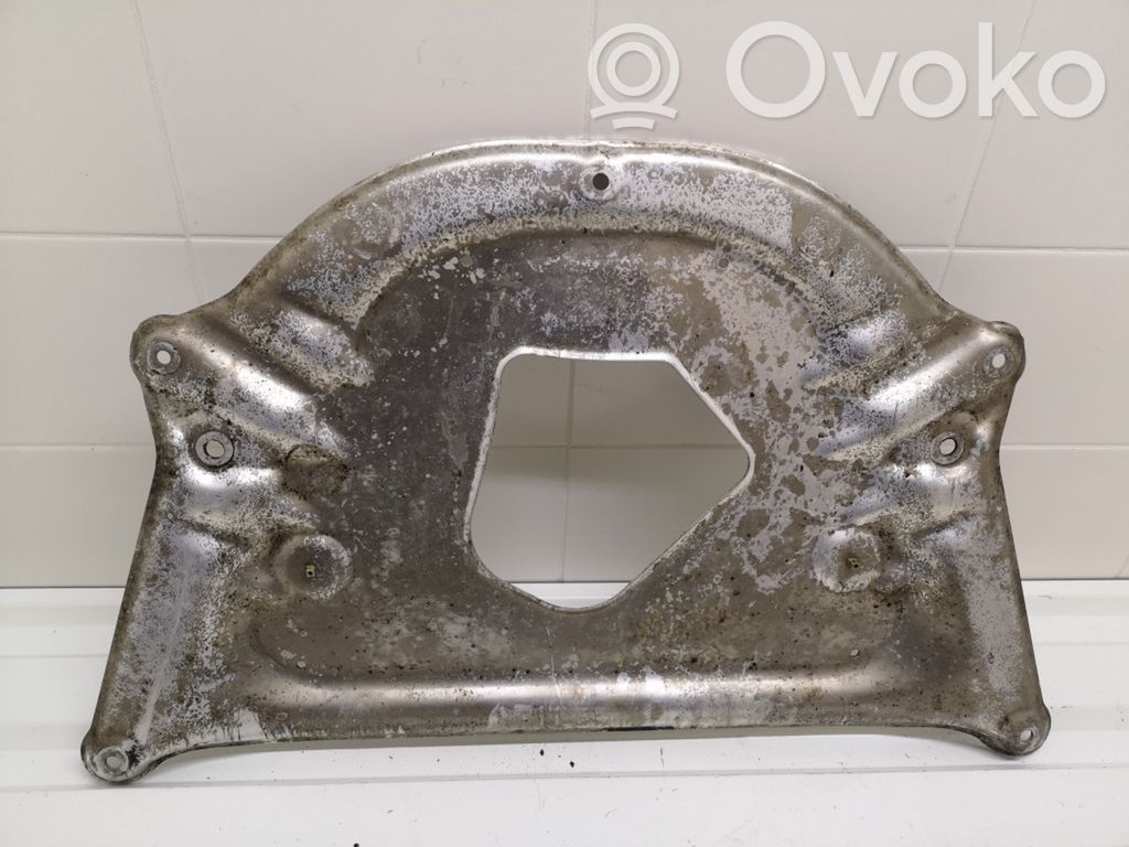 BMW 6 E63 E64 Variklio dugno apsauga 