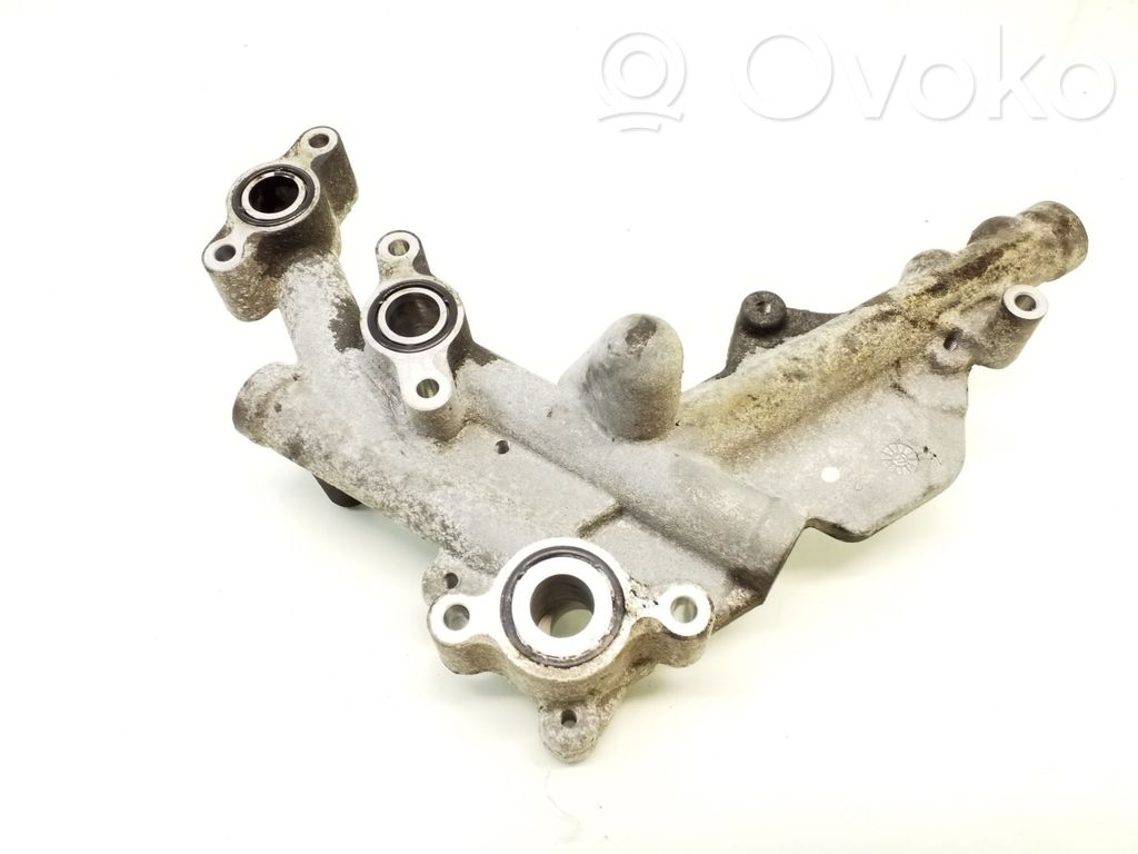 Toyota Avensis T250 Halterung Ölfilter / Ölkühler 
