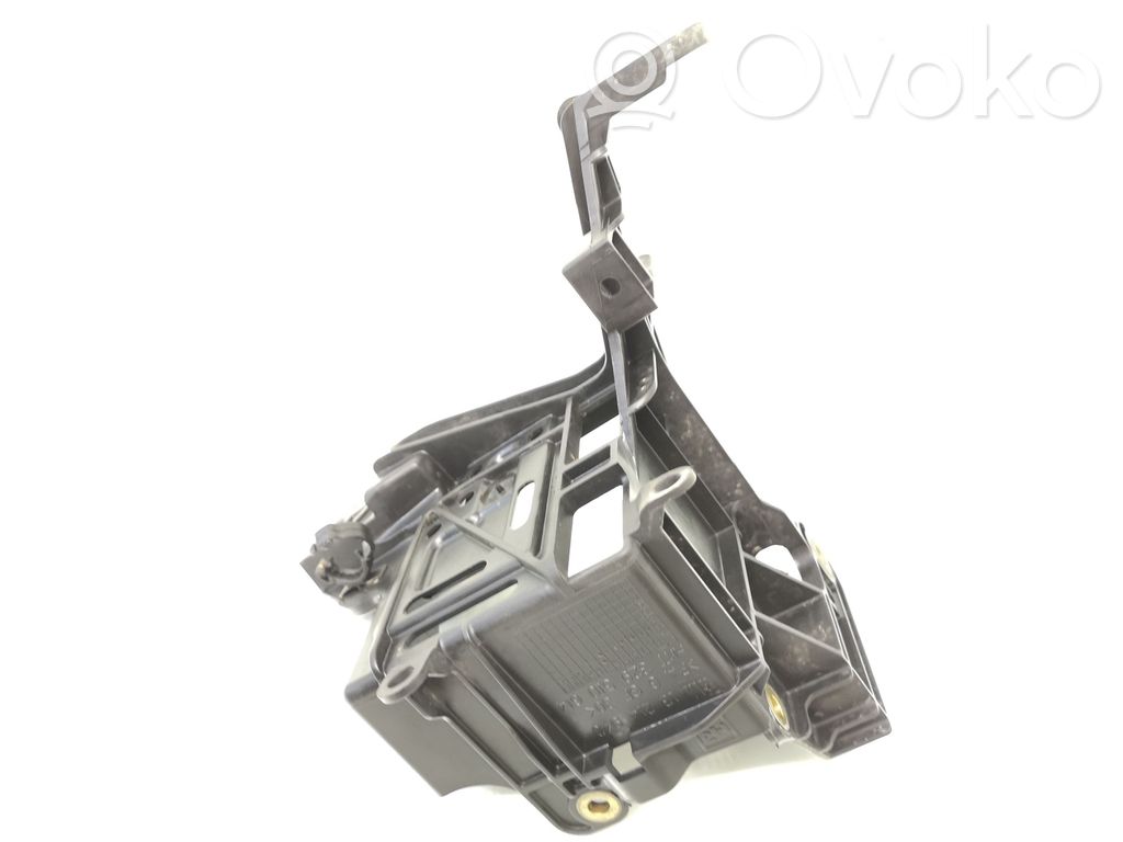 Opel Astra H ABS pump bracket 