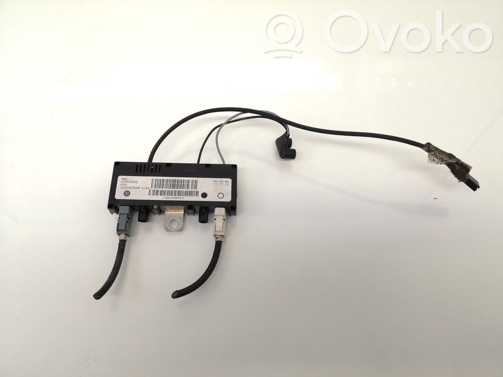 Citroen C6 Antenos stiprintuvas 