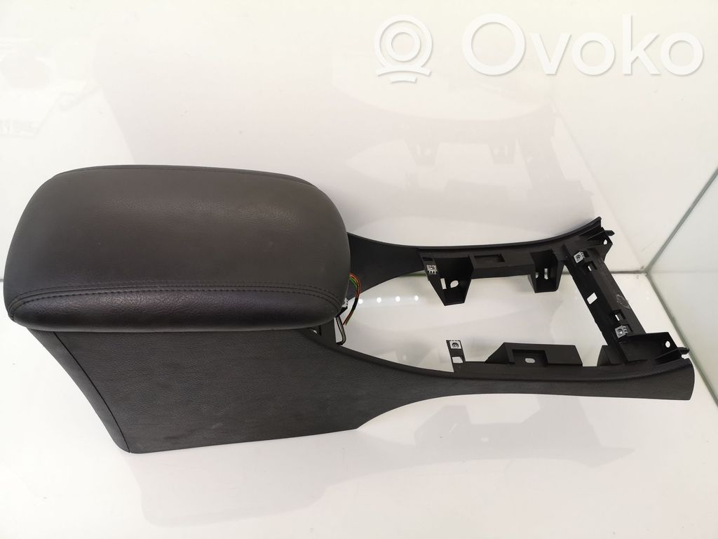 Peugeot 607 Consola central 