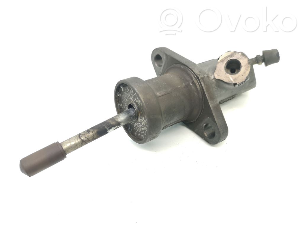 BMW 1 E81 E87 Pagrindinis sankabos cilindriukas 