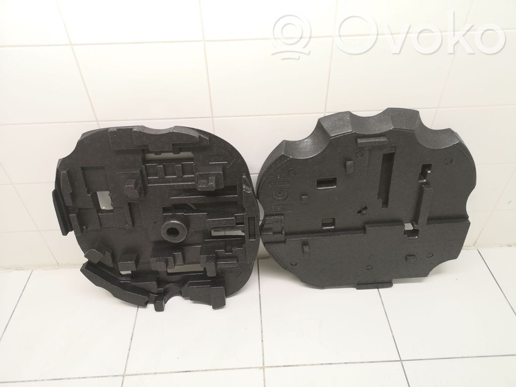 BMW 5 E60 E61 Tool box 