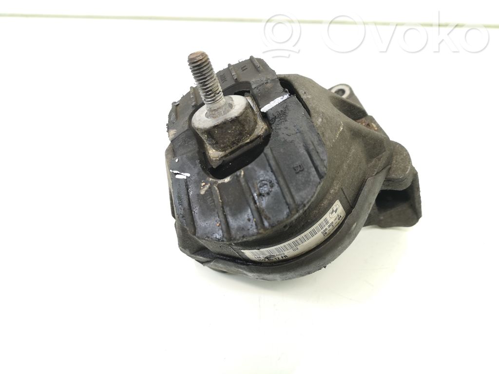 BMW 5 E60 E61 Engine mount bracket 