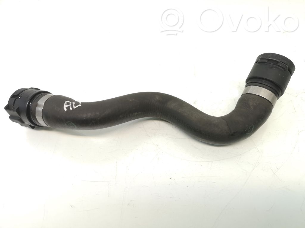 BMW 5 E60 E61 Engine coolant pipe/hose 
