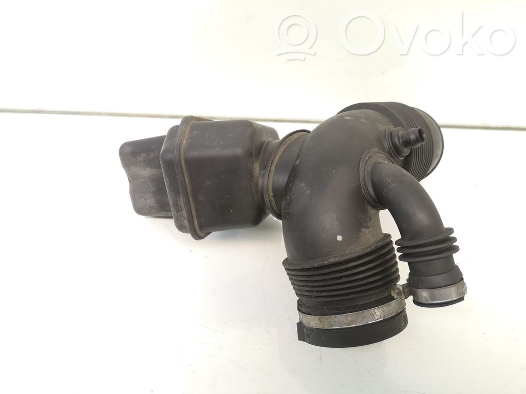BMW 5 E60 E61 Air intake duct part 