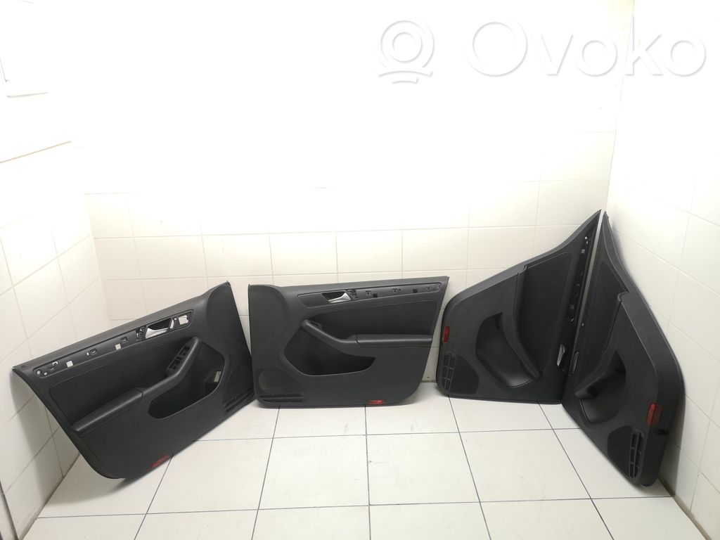 Volkswagen Jetta VI Set ornamente panou ușă 