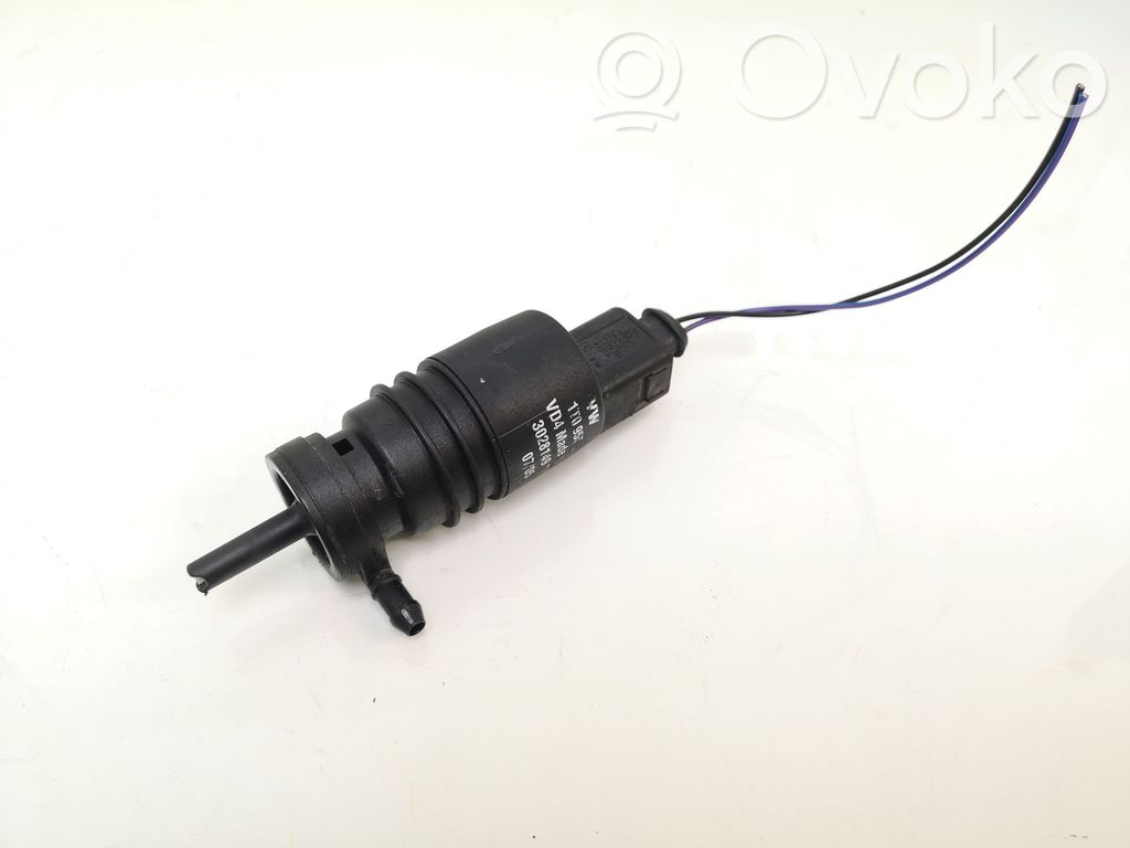 Windscreen/windshield washer pump