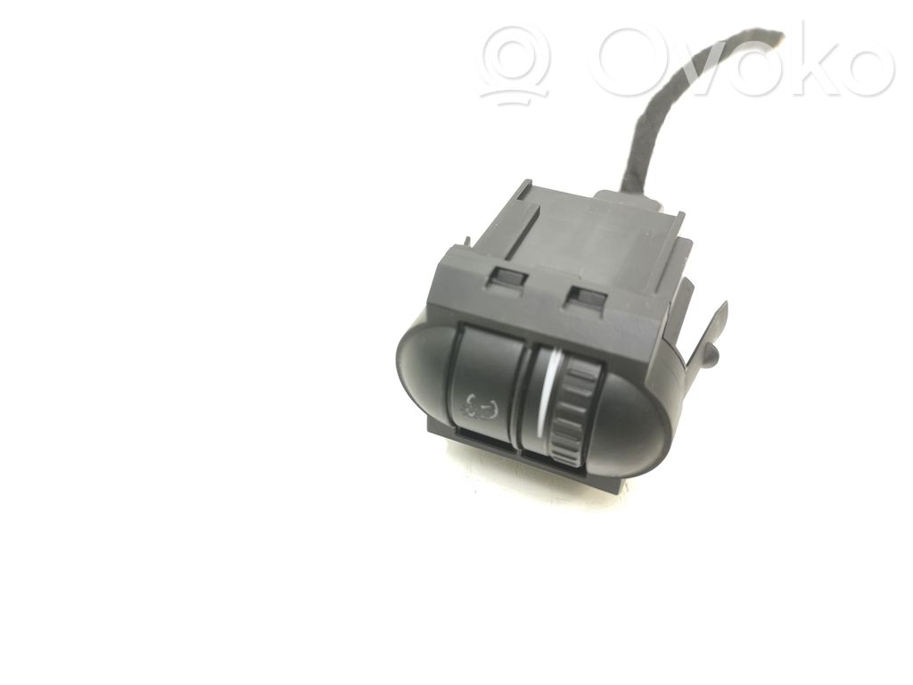 Volkswagen Golf V Panel lighting control switch 