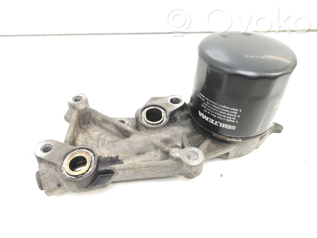 Mazda 6 Oil filter mounting bracket 