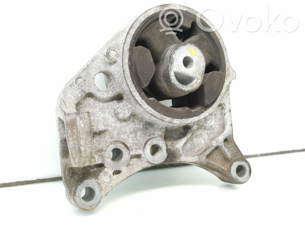 Chrysler Voyager Engine mounting bracket 