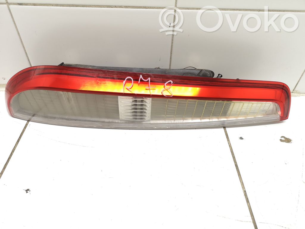 Ford Focus Aizmugurējais lukturis virsbūvē 