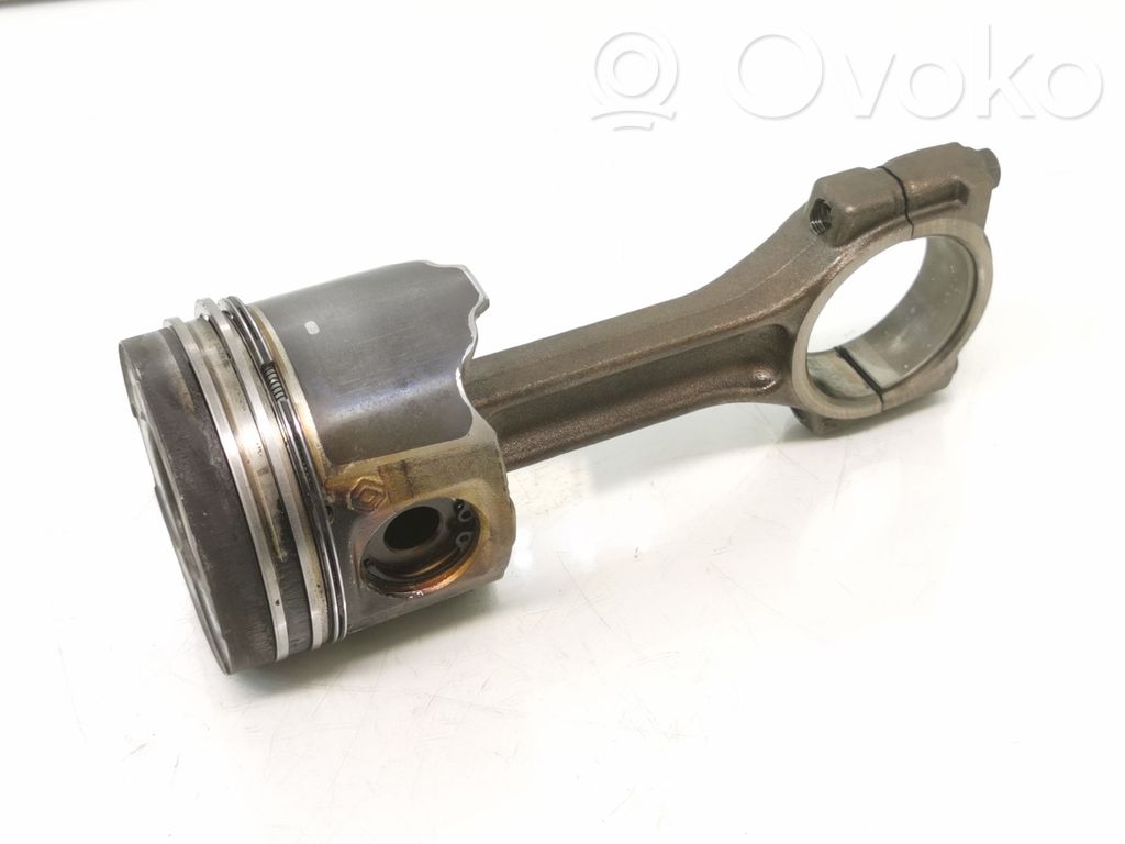 Renault Trafic II (X83) Piston with connecting rod 