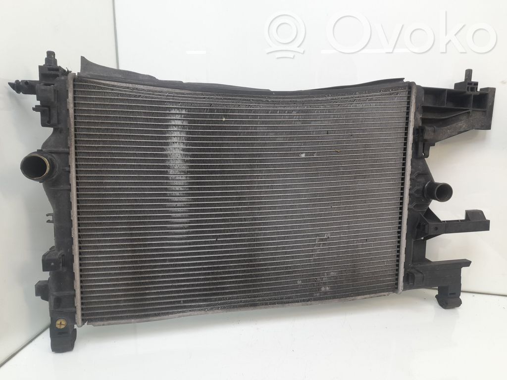 Opel Astra J Coolant radiator 