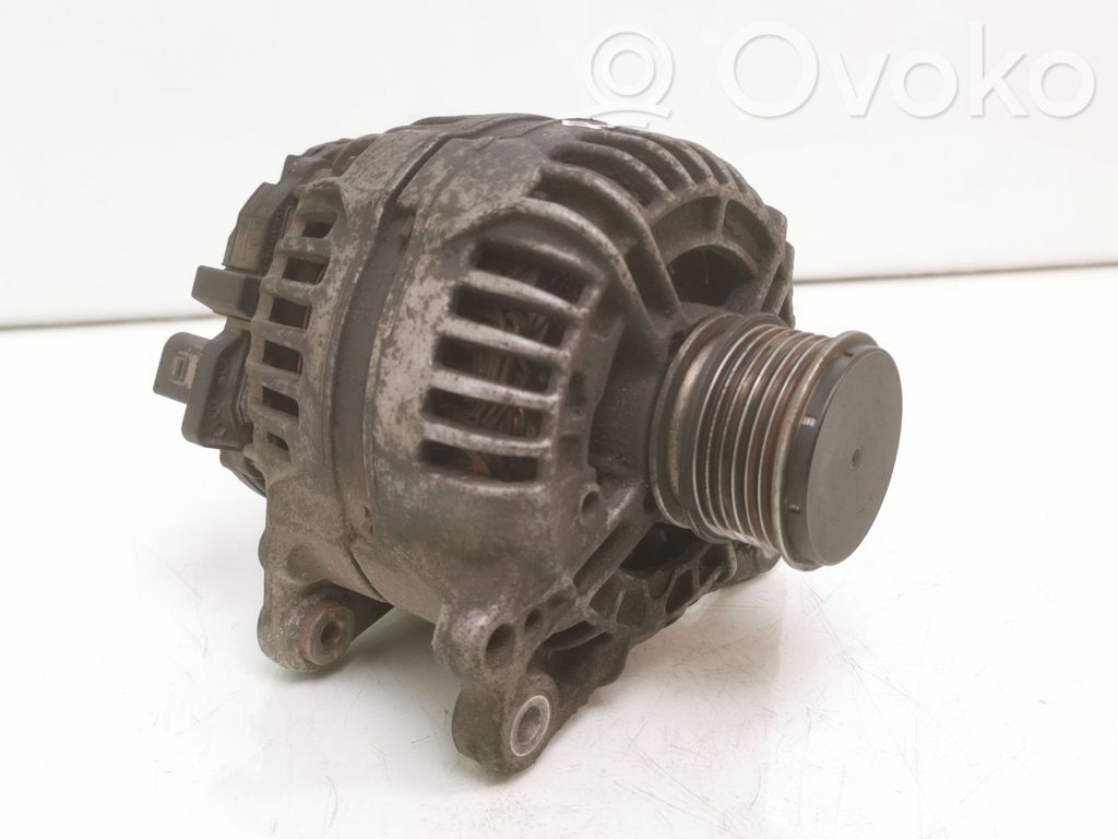 Volkswagen PASSAT B6 Ģenerators 