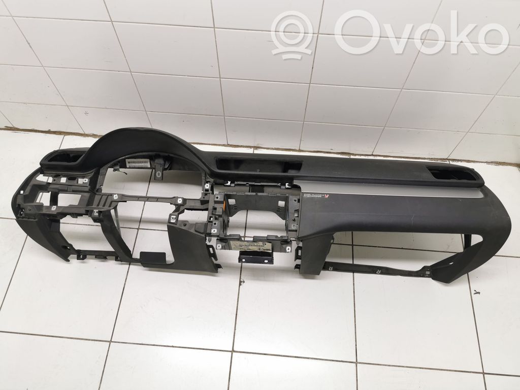 Volkswagen PASSAT B6 Dashboard 