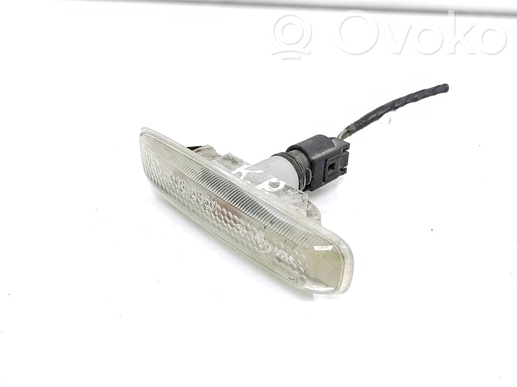 BMW 3 E46 Front fender indicator light 