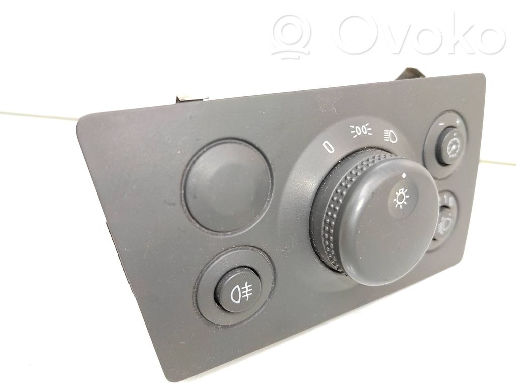 Opel Zafira B Interruptor de luz 