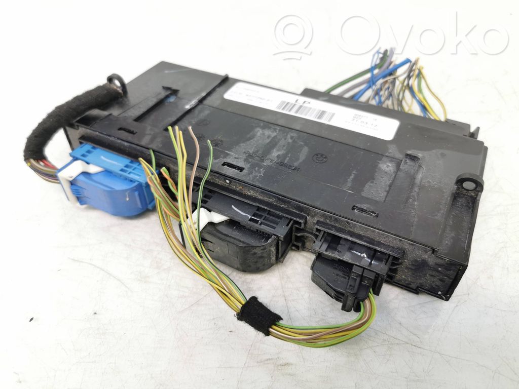 BMW X5 E70 Komforto modulis 