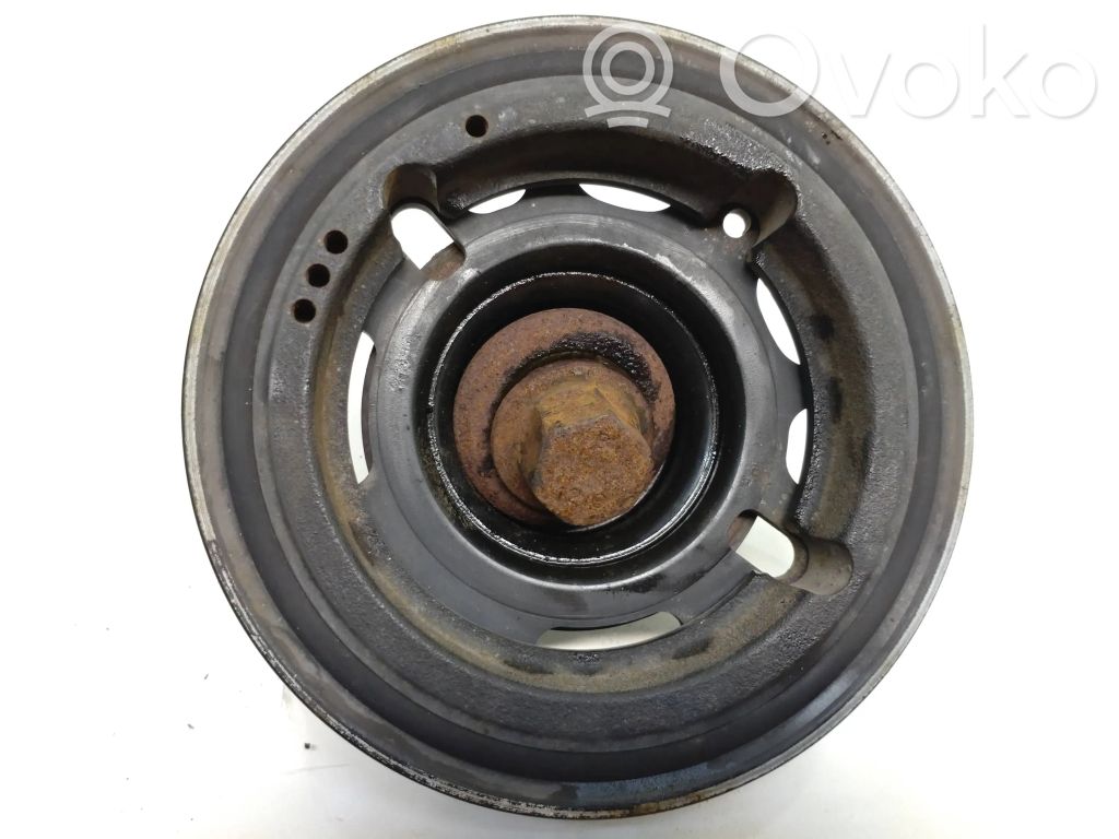 Ford Focus Crankshaft pulley 