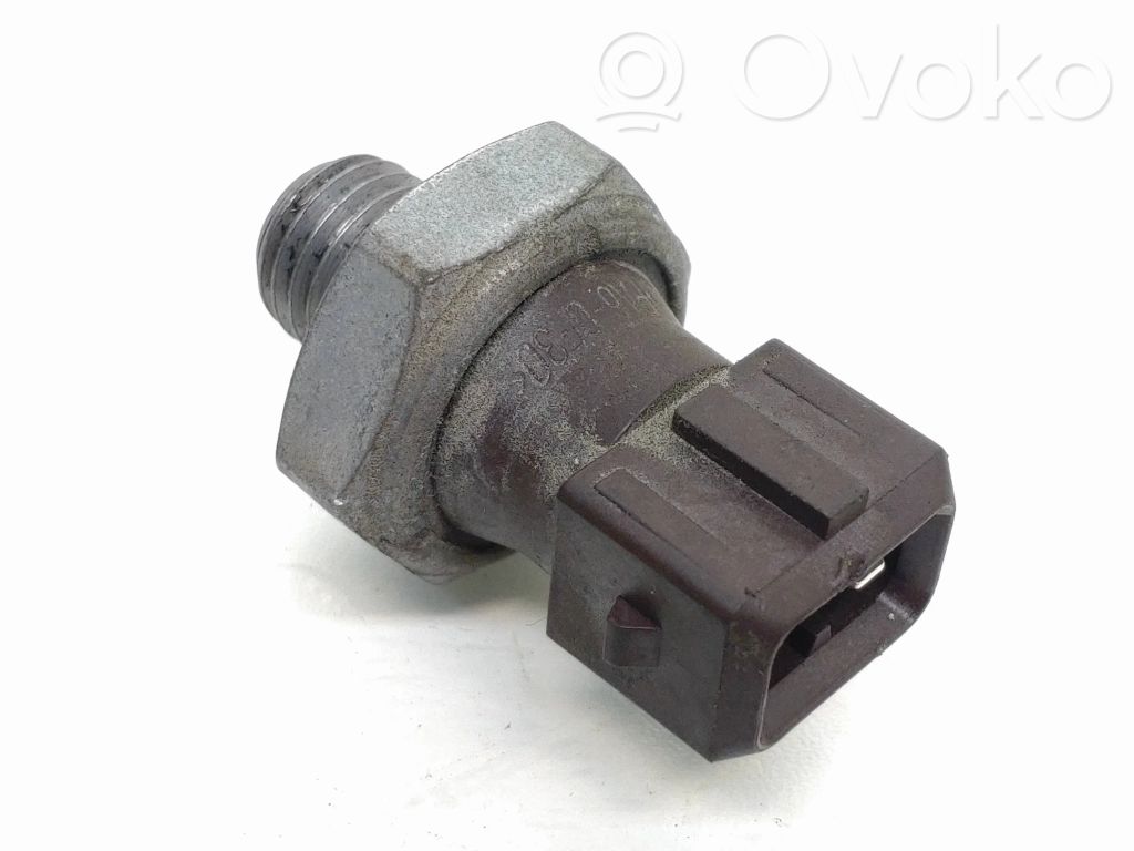 BMW 3 F30 F35 F31 Oil pressure sensor 