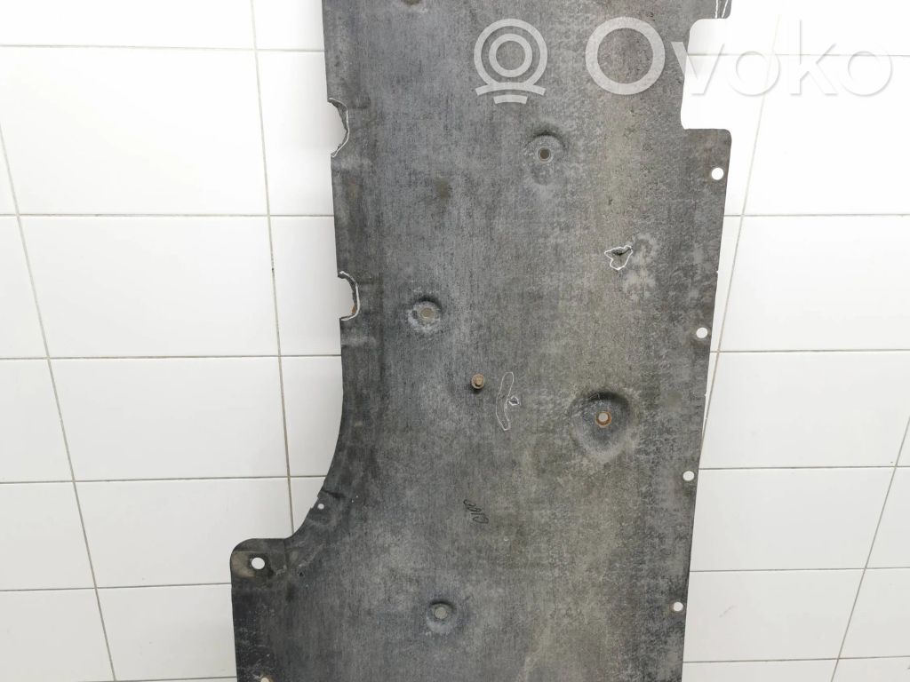 BMW 1 E81 E87 Protección inferior lateral 