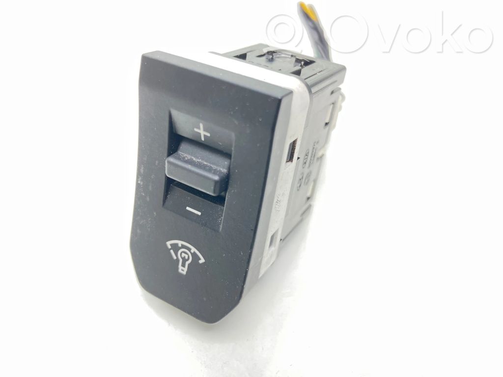 Interior lighting switch   299105371