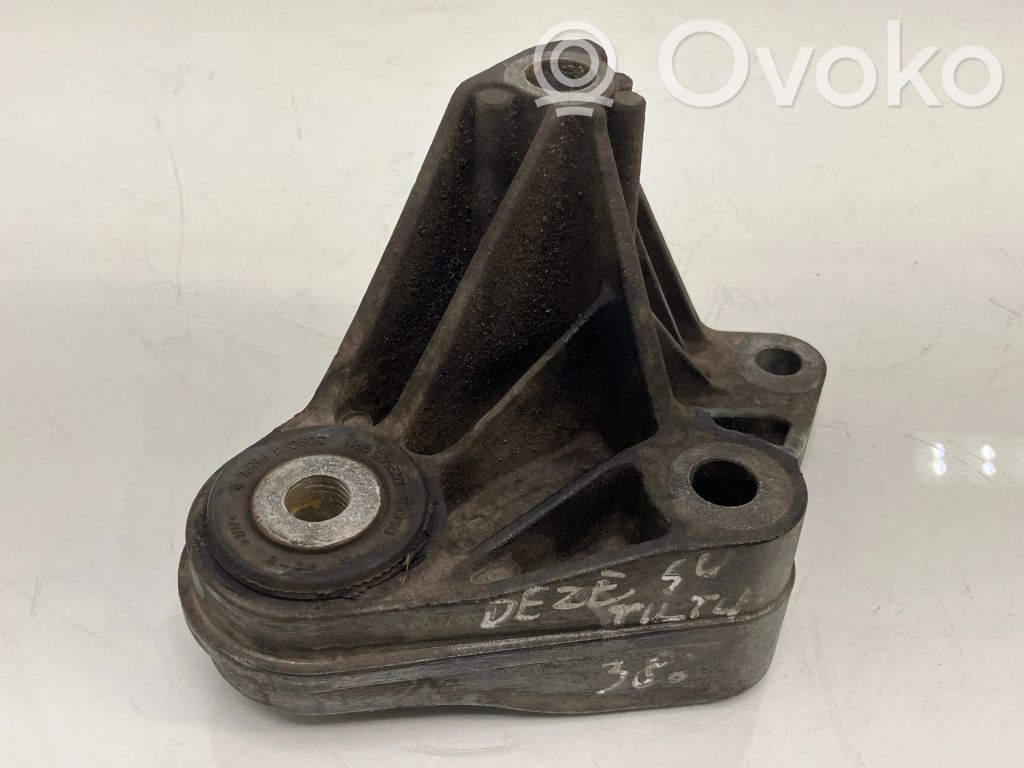 Ford Focus Gearbox mount 