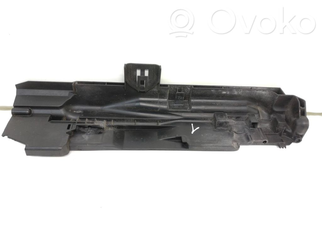 Radiator mount bracket   7524914,17107524914