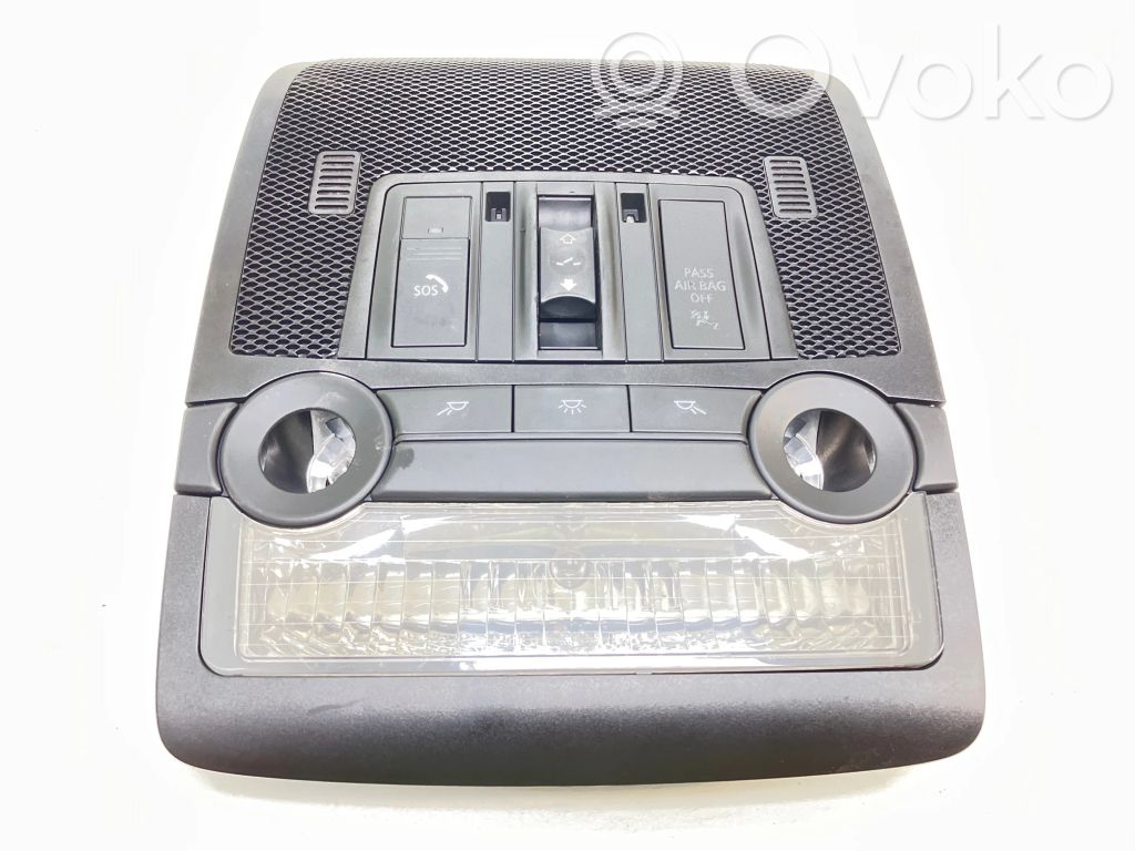 Front seat light   9225947,96557659,15956810,005065034