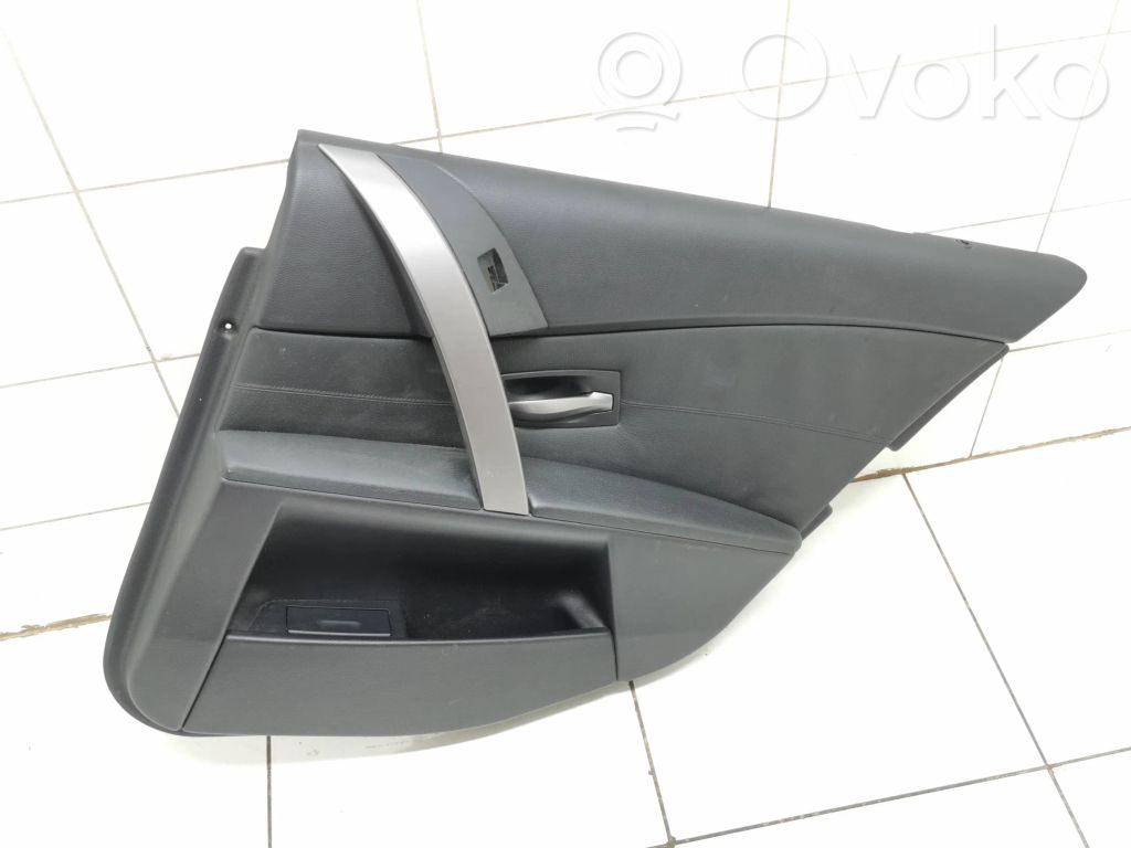 BMW 5 E60 E61 Apšuvums aizmugurējām durvīm 