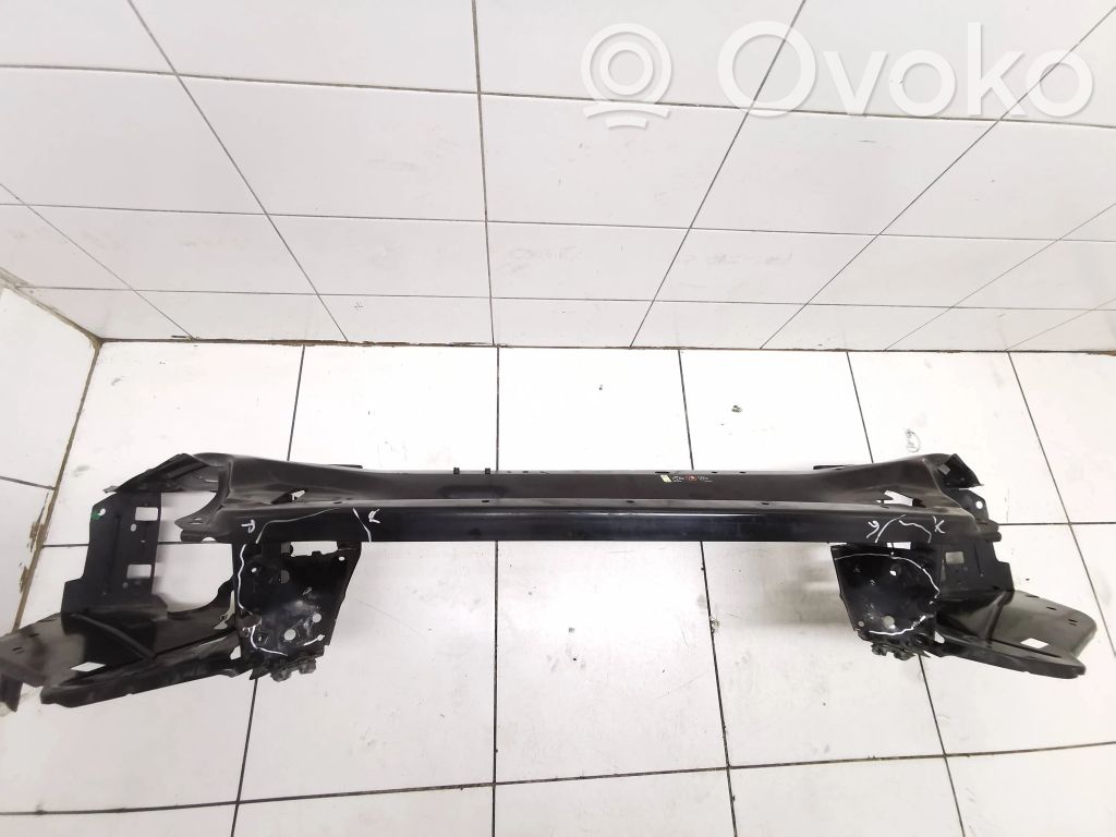 Radiatoru panelis   31335558,31299977