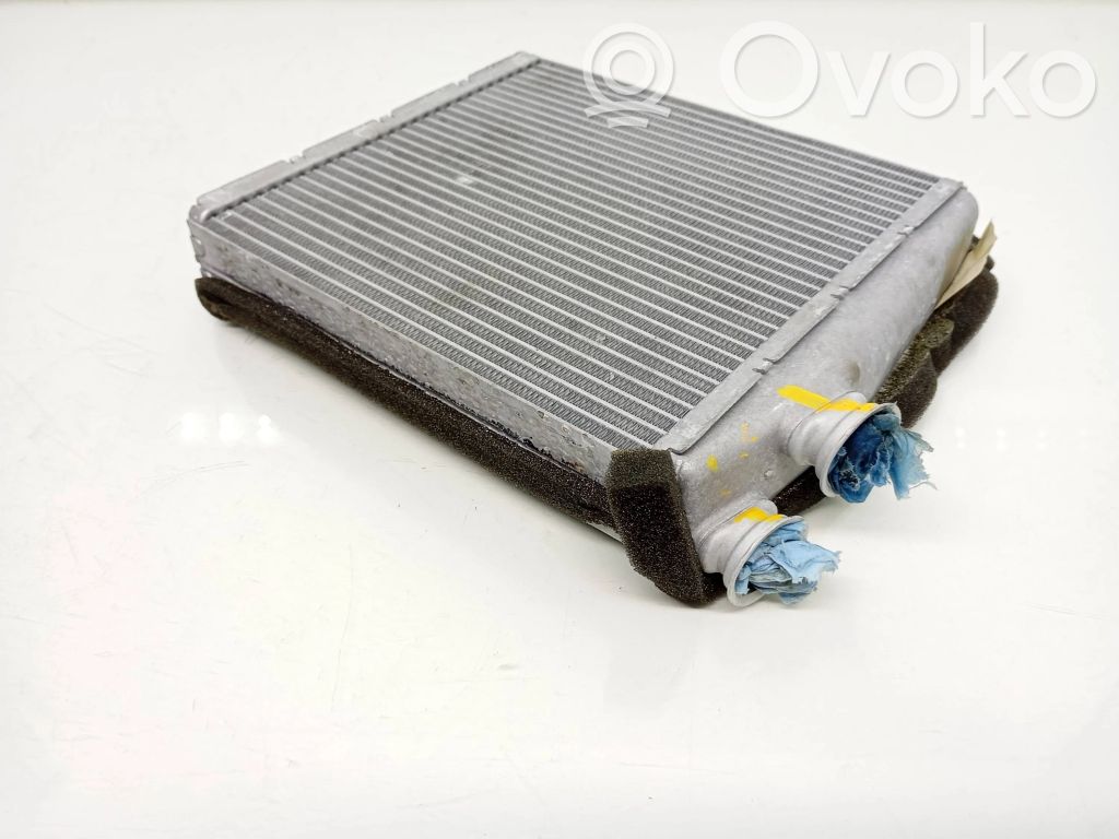 Volvo V70 Pečiuko radiatorius 